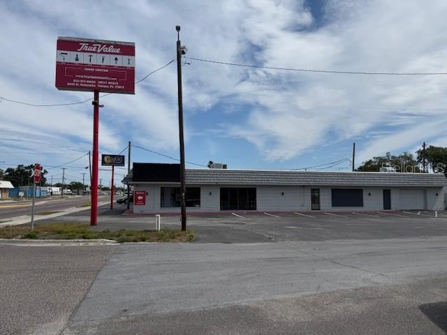 9501 N NEBRASKA AVE, TAMPA, FL, 33612