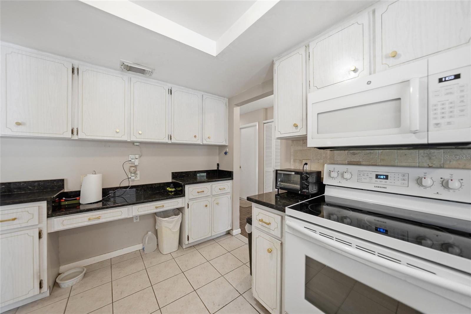 1614 VISCAYA DR, PORT CHARLOTTE, FL, 33952