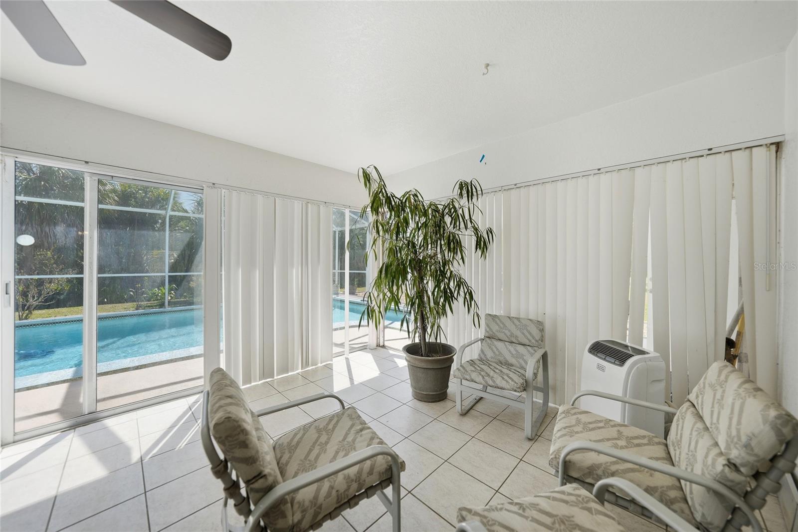 1614 VISCAYA DR, PORT CHARLOTTE, FL, 33952