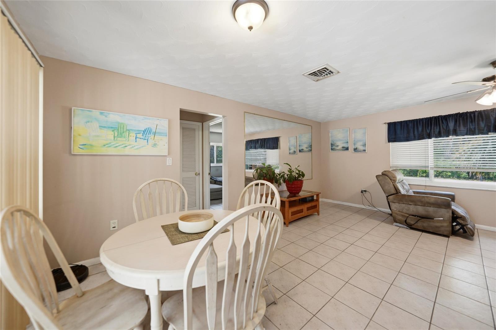 1614 VISCAYA DR, PORT CHARLOTTE, FL, 33952