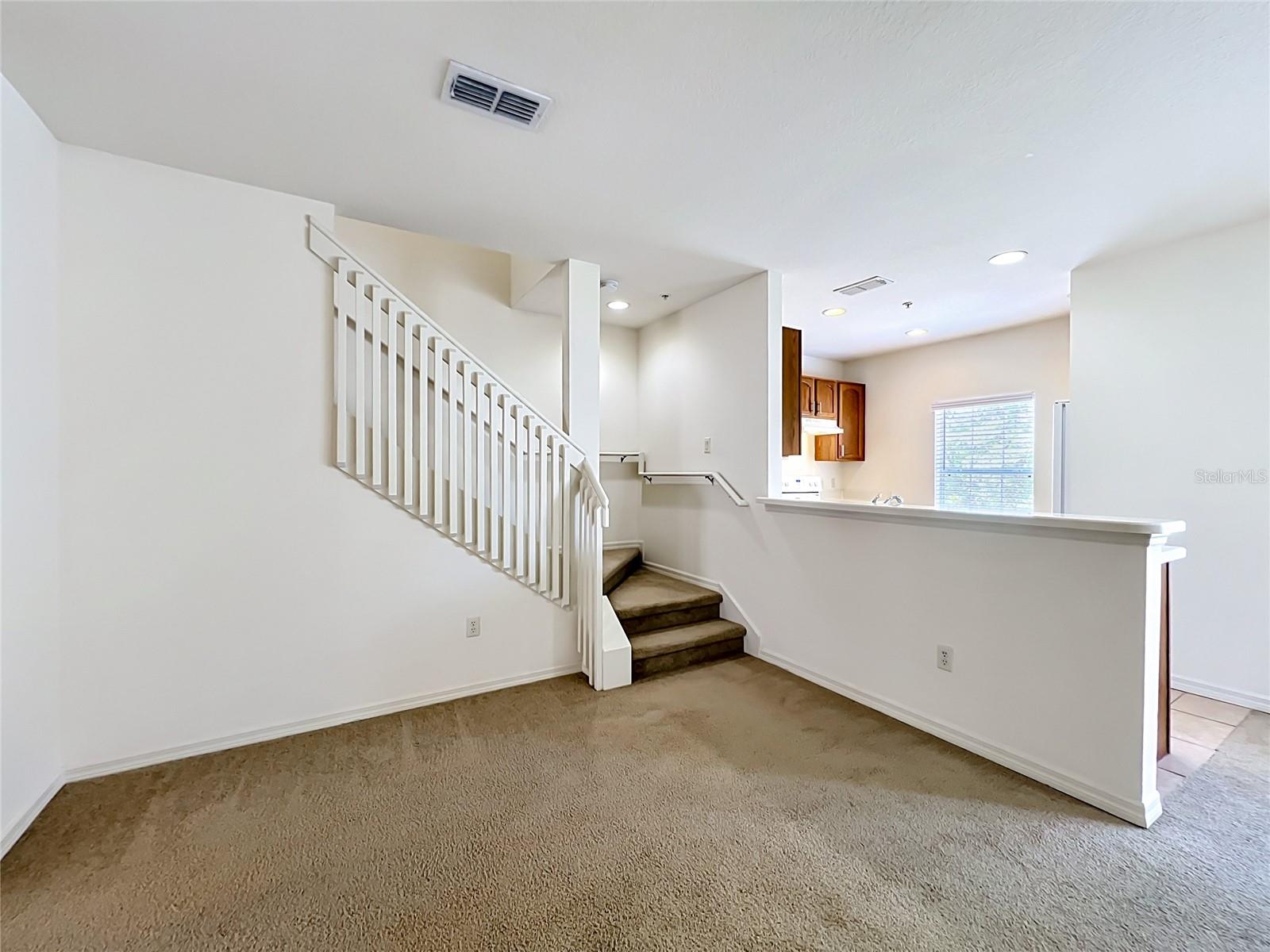 439 OLD FARM LN, WINTER SPRINGS, FL, 32708