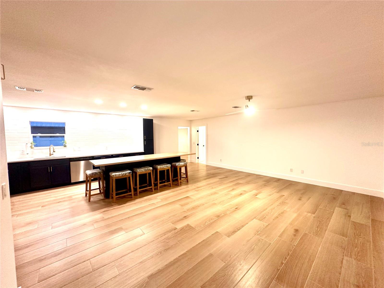 1 CUNNINGHAM DR, NEW SMYRNA BEACH, FL, 32168