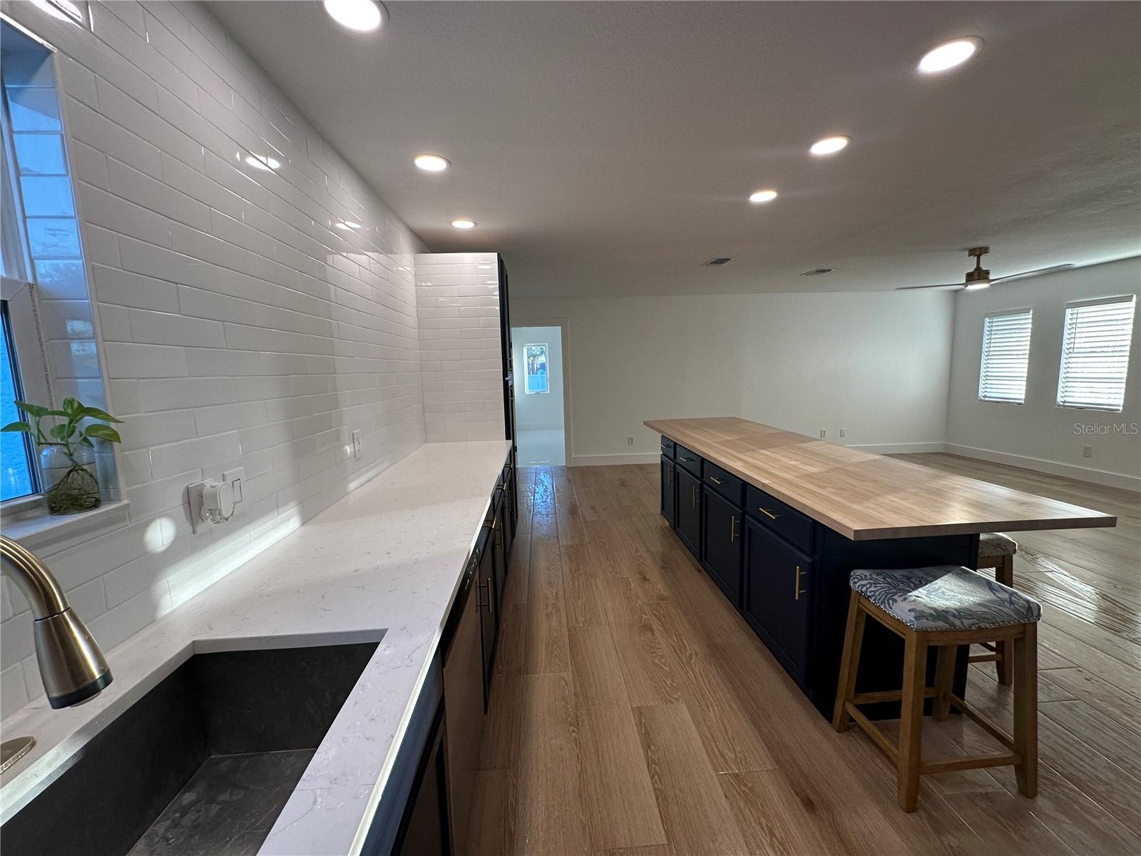 1 CUNNINGHAM DR, NEW SMYRNA BEACH, FL, 32168