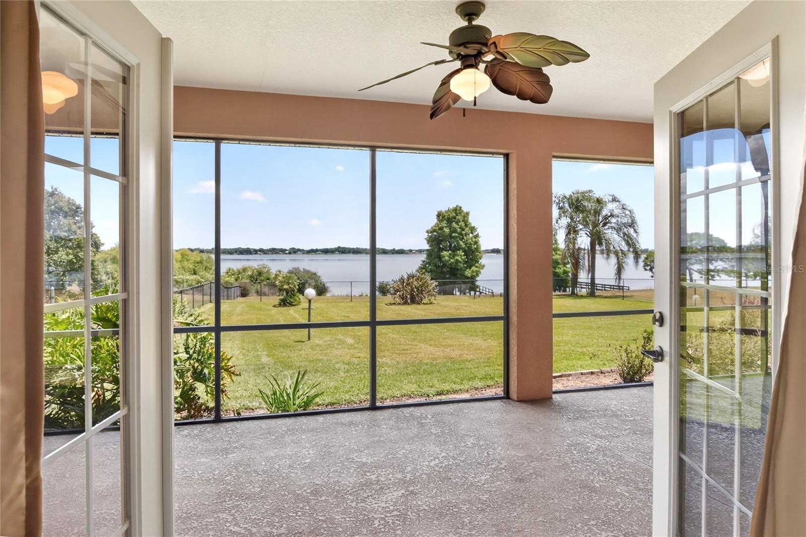 761 COUNTRY WALK CV, EAGLE LAKE, FL, 33839