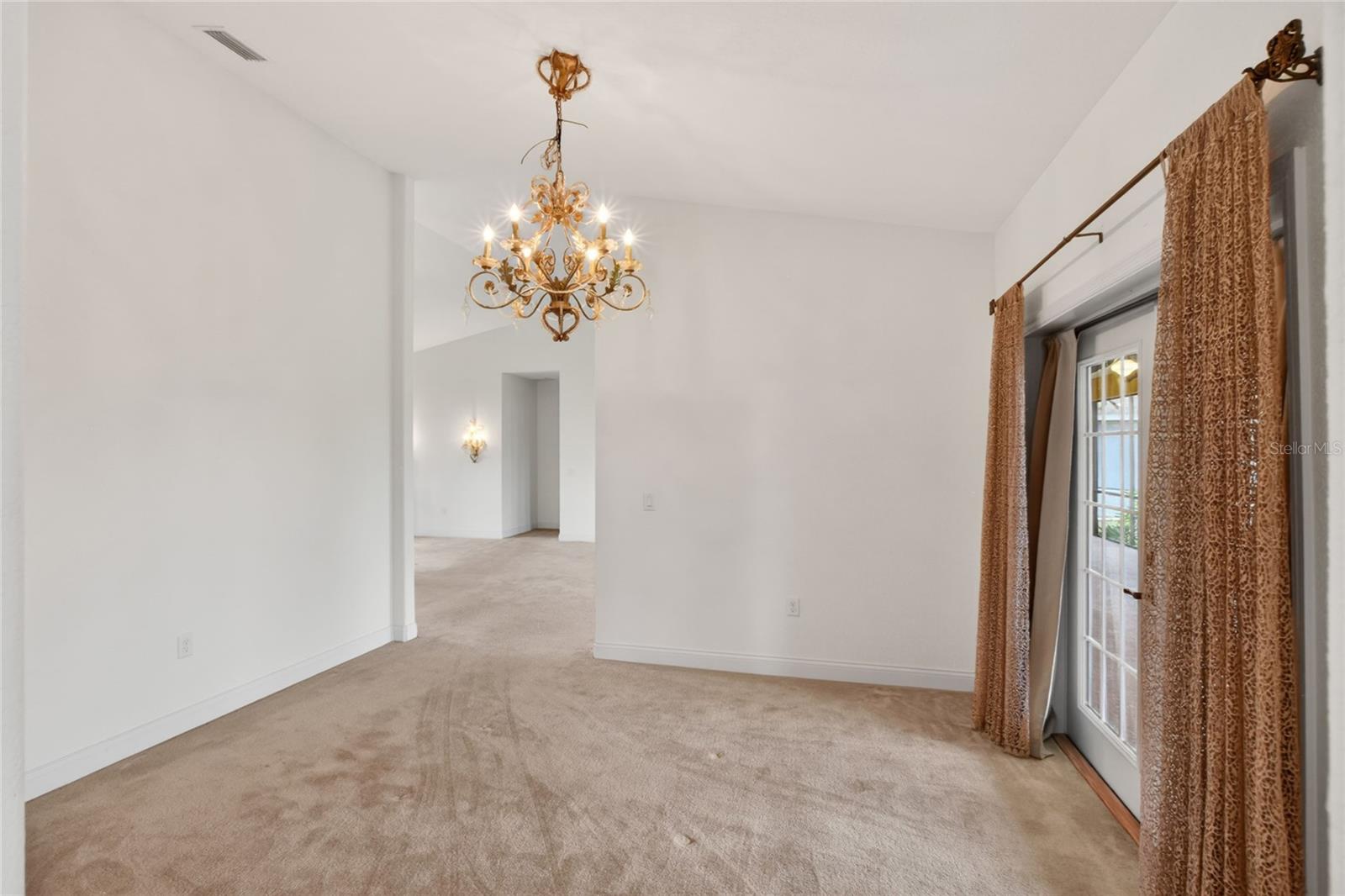 761 COUNTRY WALK CV, EAGLE LAKE, FL, 33839
