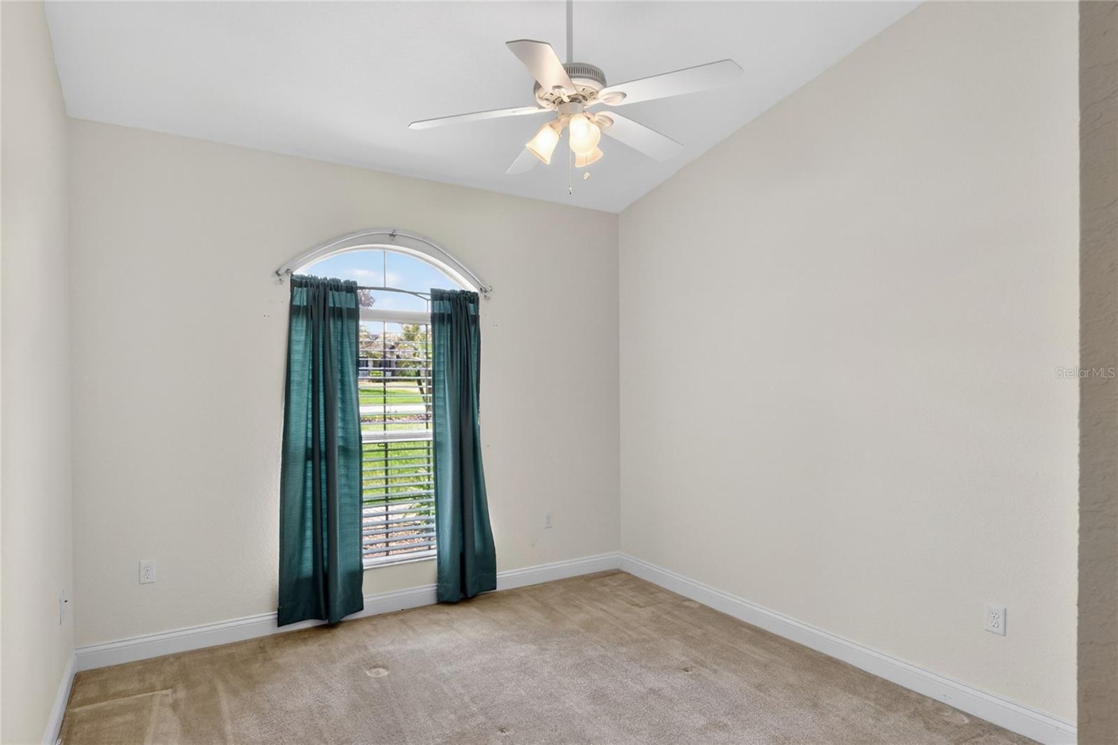 761 COUNTRY WALK CV, EAGLE LAKE, FL, 33839