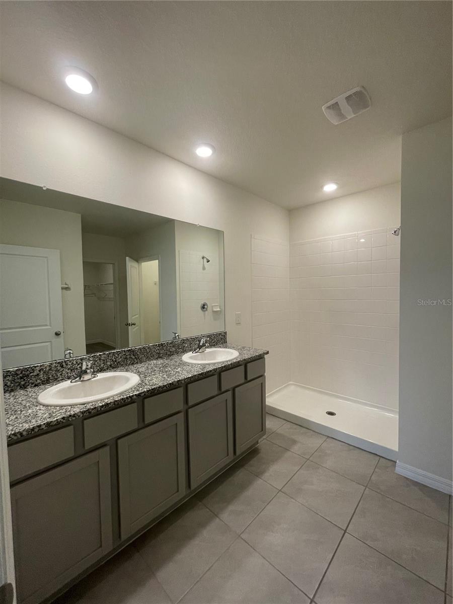 33724 JASMINE STAR LOOP, WESLEY CHAPEL, FL, 33543