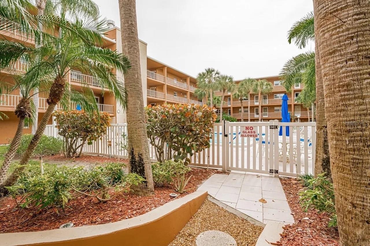 12760 INDIAN ROCKS RD #1017, LARGO, FL, 33774