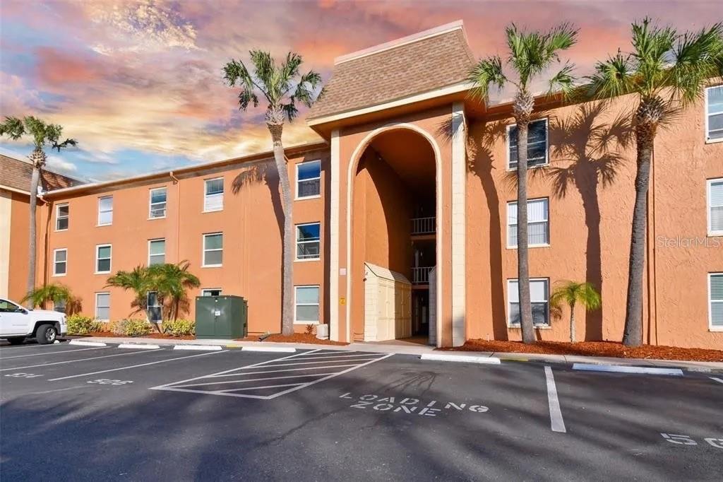 12760 INDIAN ROCKS RD #1017, LARGO, FL, 33774
