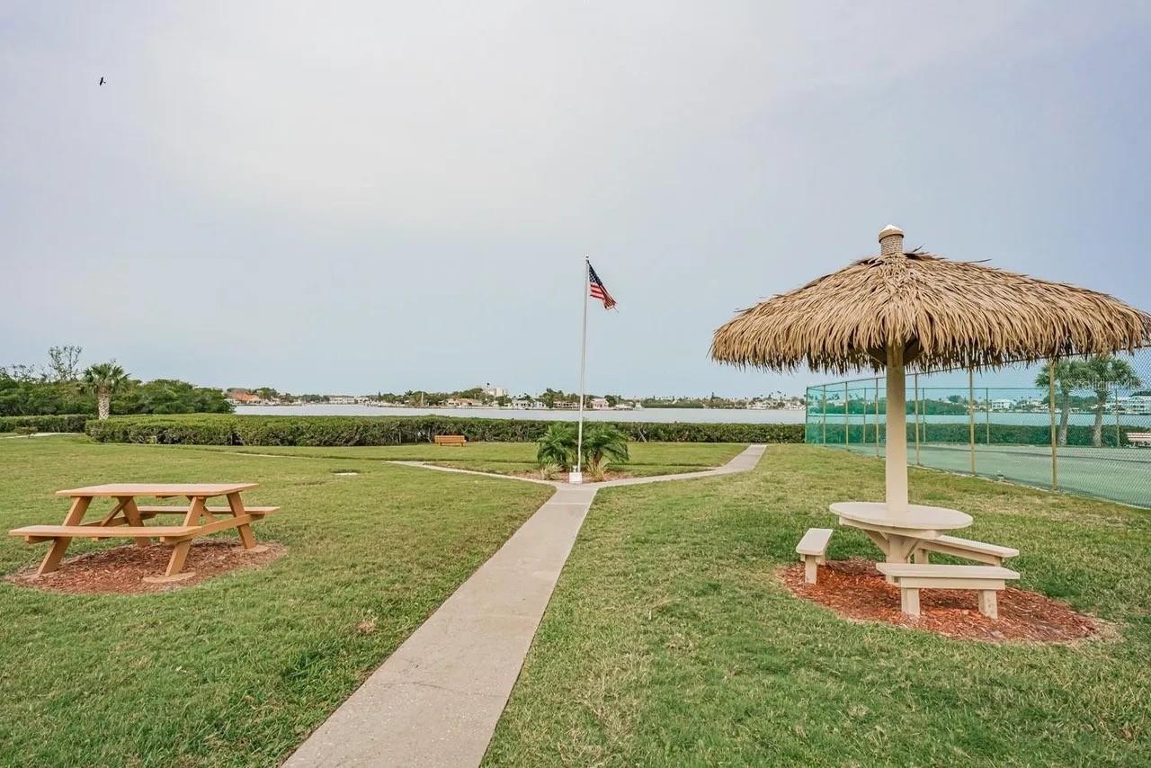 12760 INDIAN ROCKS RD #1017, LARGO, FL, 33774