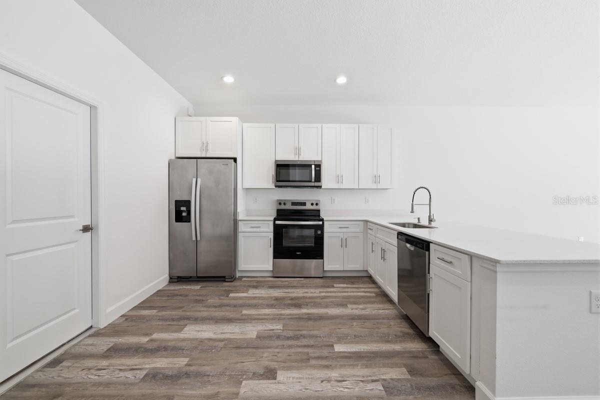 10087 AMICOLA ST, PORT CHARLOTTE, FL, 33981