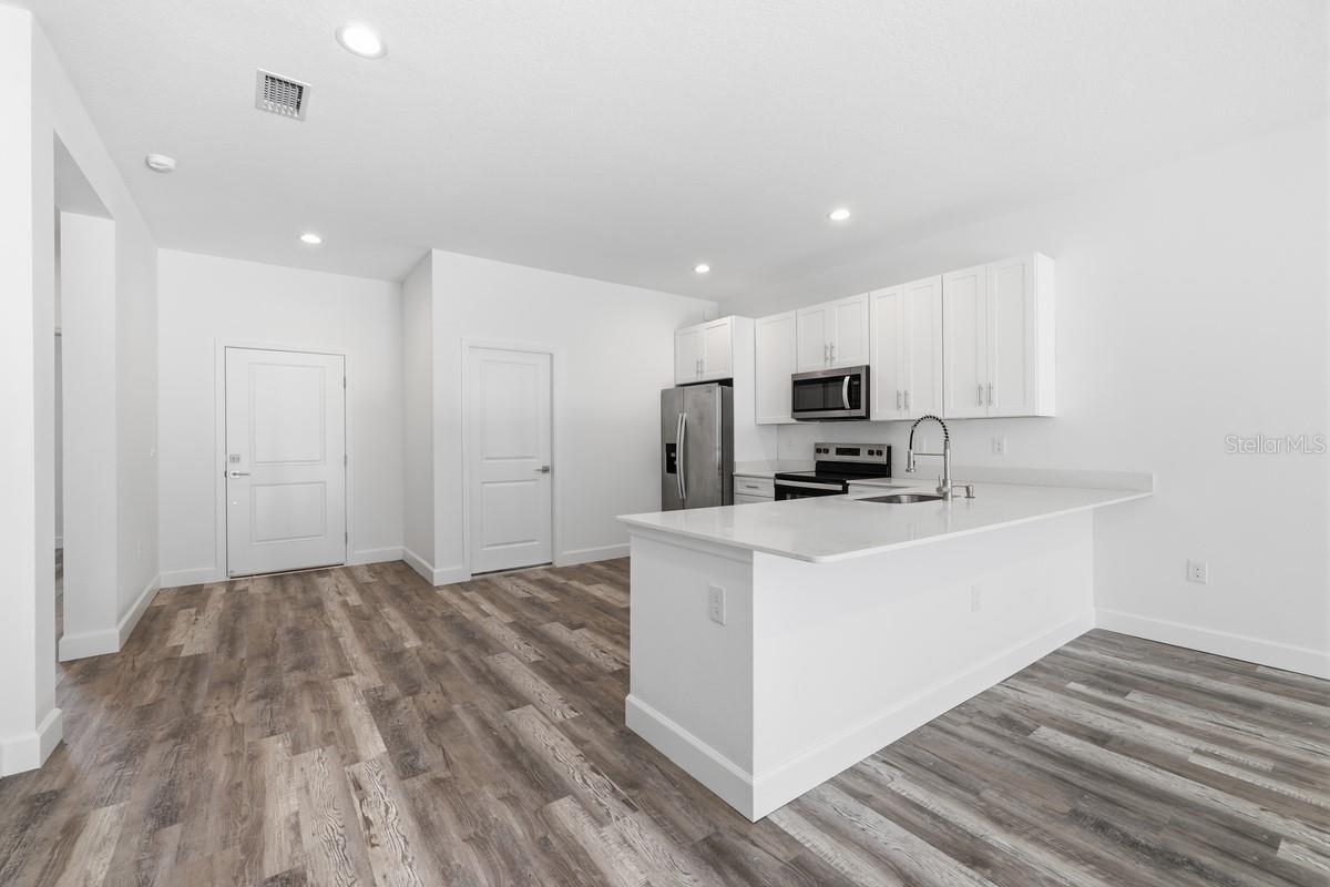 10087 AMICOLA ST, PORT CHARLOTTE, FL, 33981