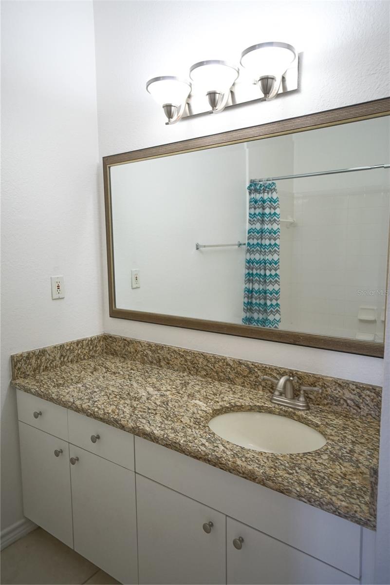 4304 BAYSIDE VILLAGE DR #204, TAMPA, FL, 33615