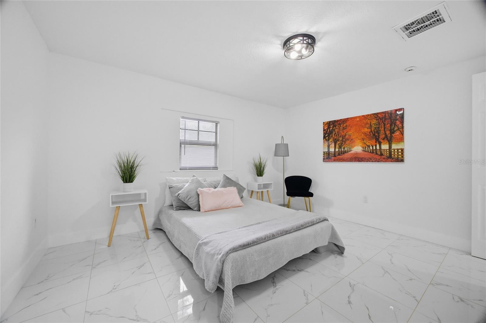9408 N ORLEANS AVE, TAMPA, FL, 33612
