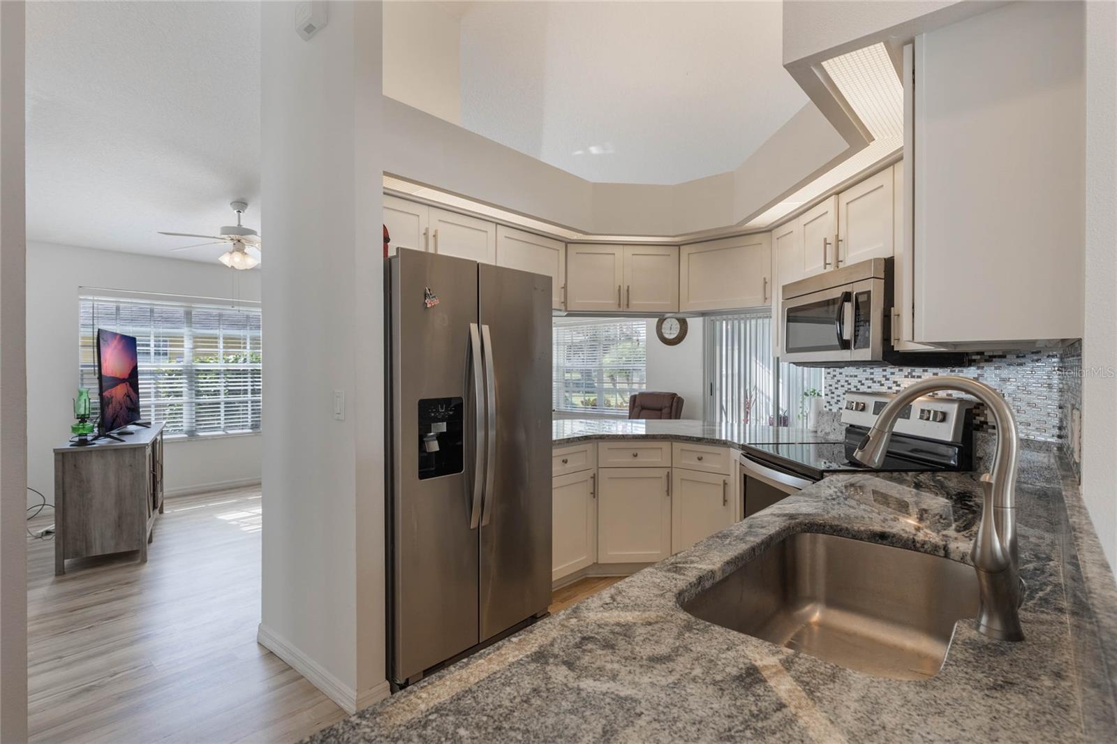 615 JUNIPER WAY, TAVARES, FL, 32778