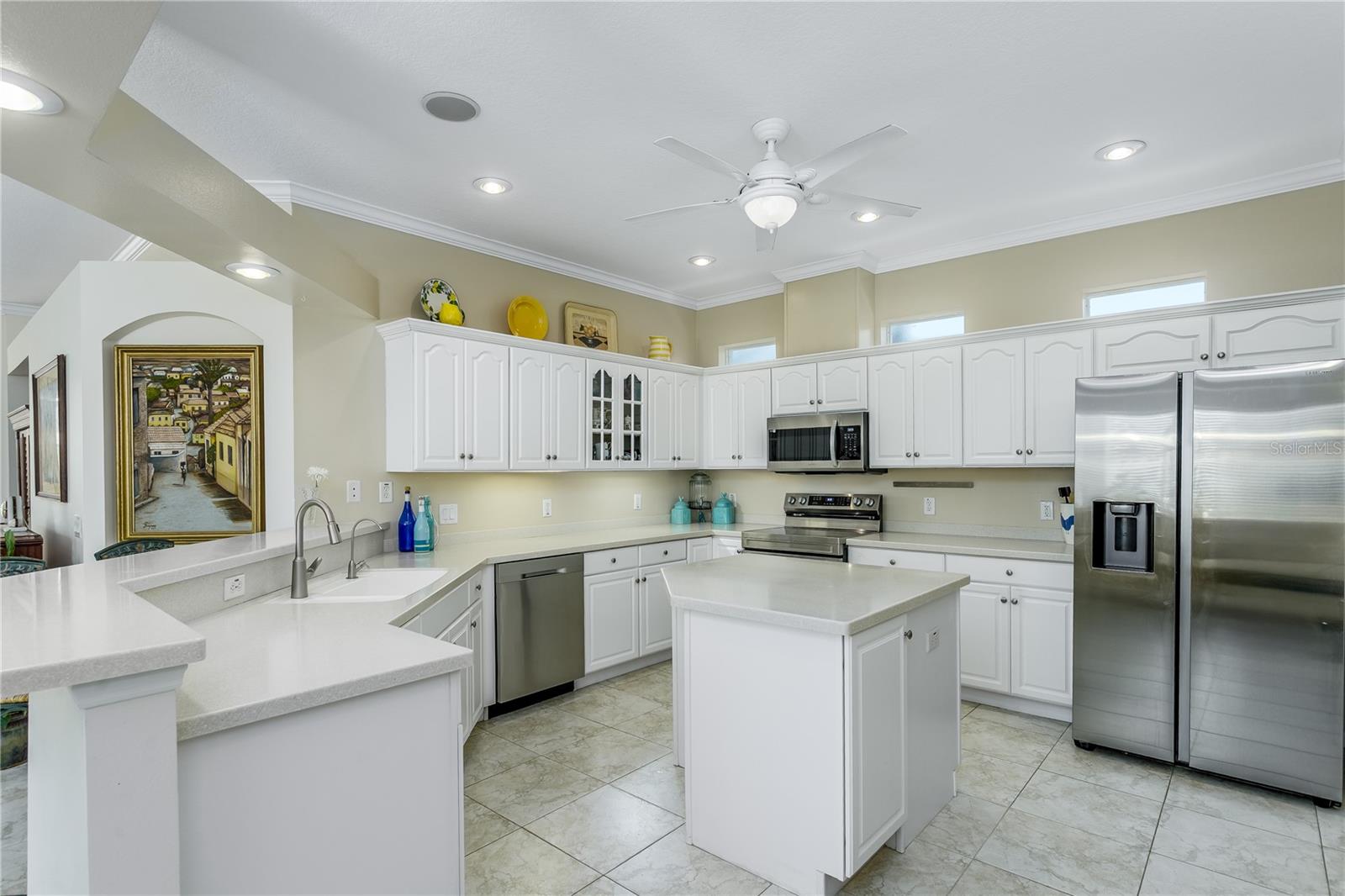8105 AMBERSWEET PL, LAND O LAKES, FL, 34637