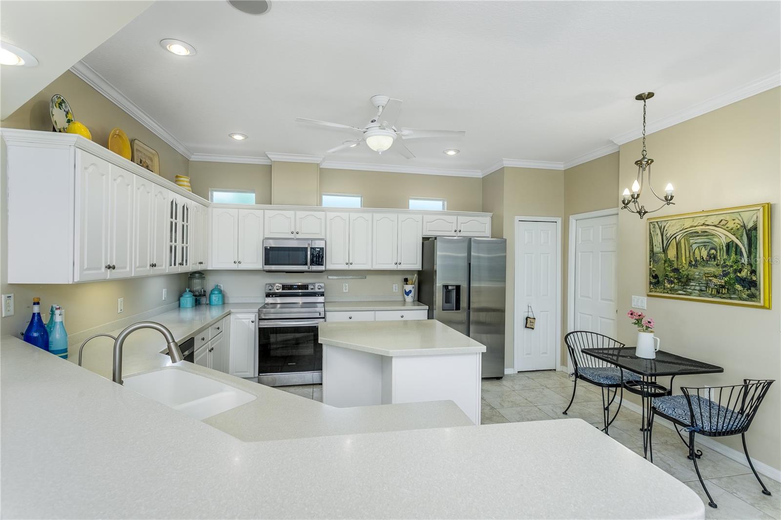 8105 AMBERSWEET PL, LAND O LAKES, FL, 34637