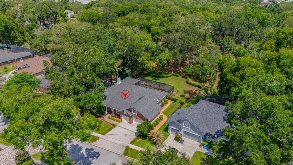 2221 VALRICO FOREST DR, VALRICO, FL, 33594