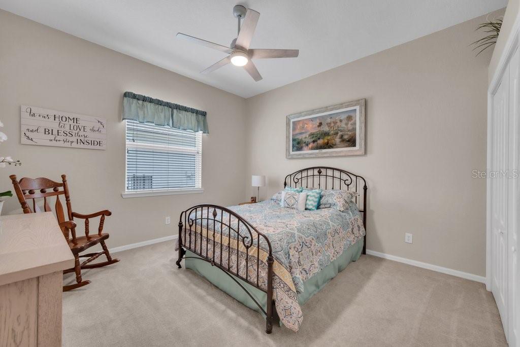 2221 VALRICO FOREST DR, VALRICO, FL, 33594