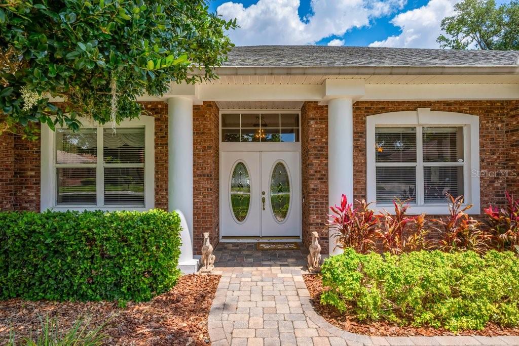 2221 VALRICO FOREST DR, VALRICO, FL, 33594