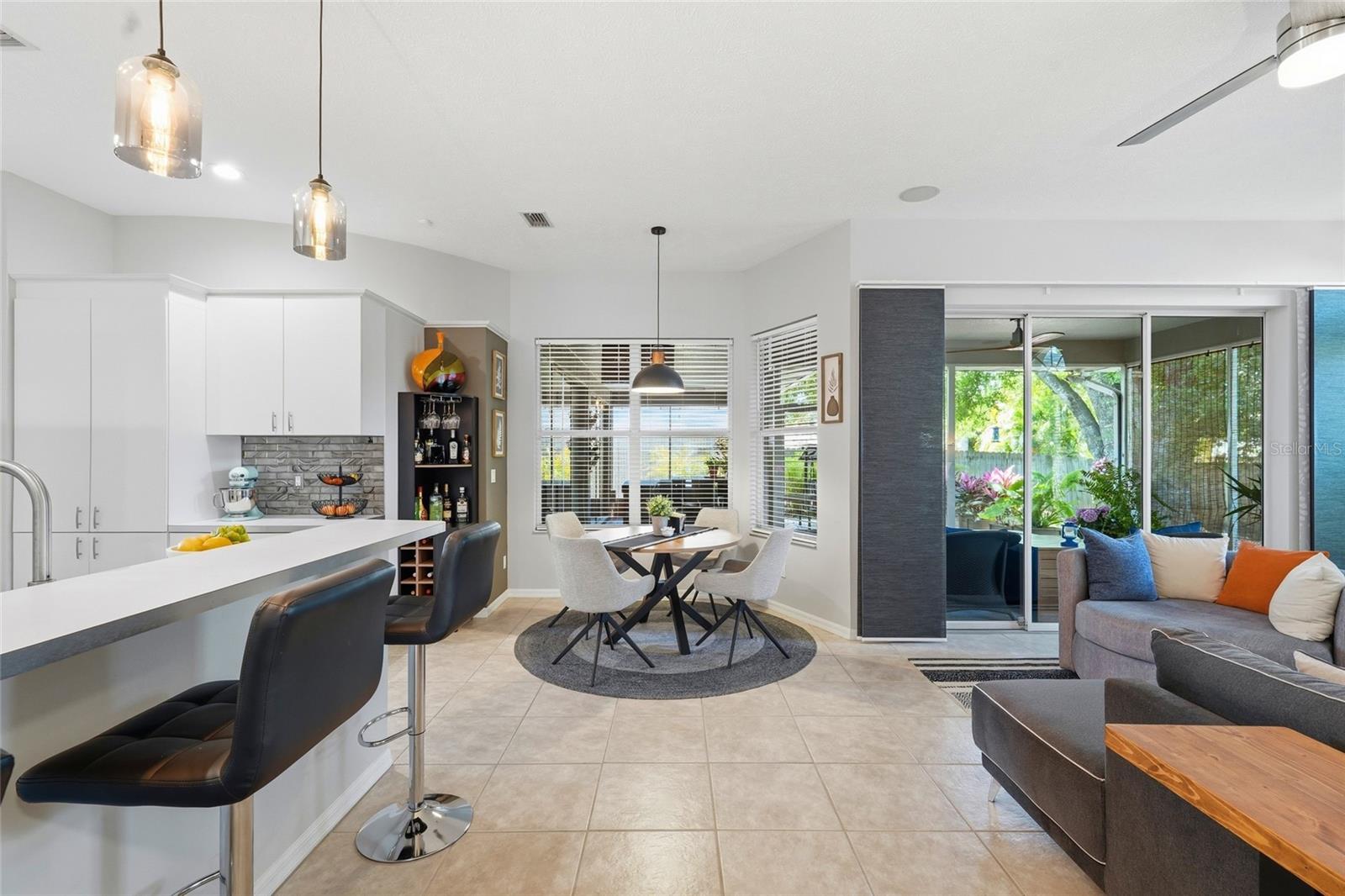 6130 55TH AVENUE CIR E, BRADENTON, FL, 34203