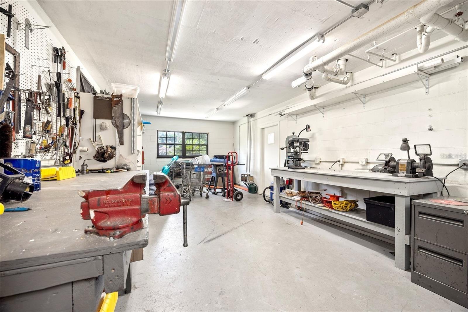 101 N GRANDVIEW ST #203, MOUNT DORA, FL, 32757