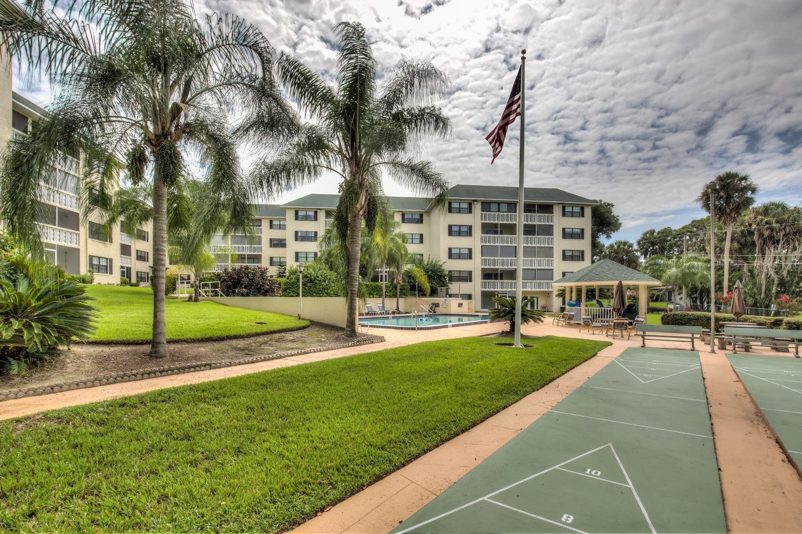 101 N GRANDVIEW ST #203, MOUNT DORA, FL, 32757