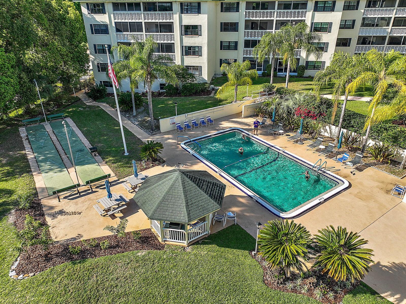 101 N GRANDVIEW ST #203, MOUNT DORA, FL, 32757