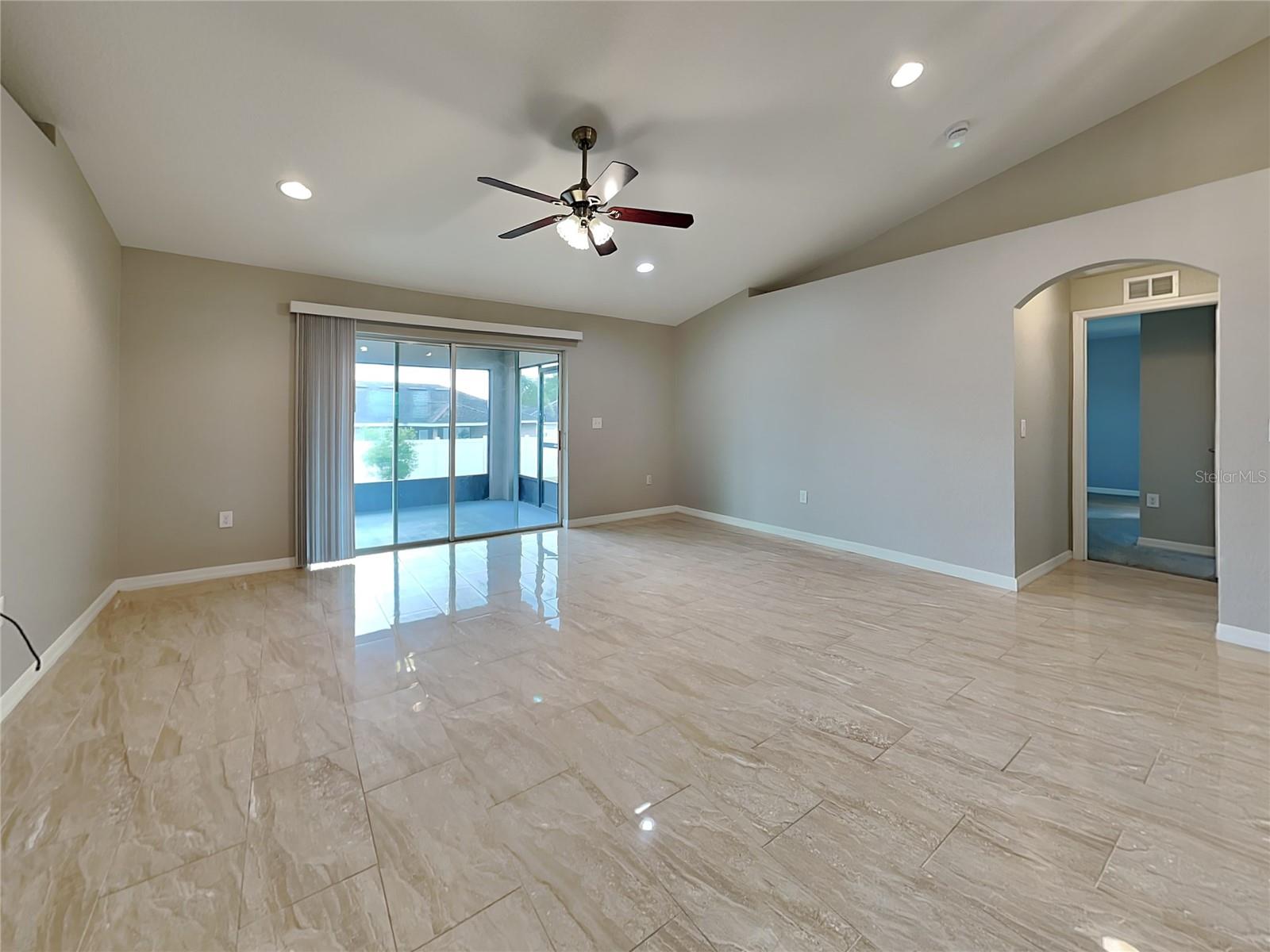 WINTER HAVEN, FL, 33881