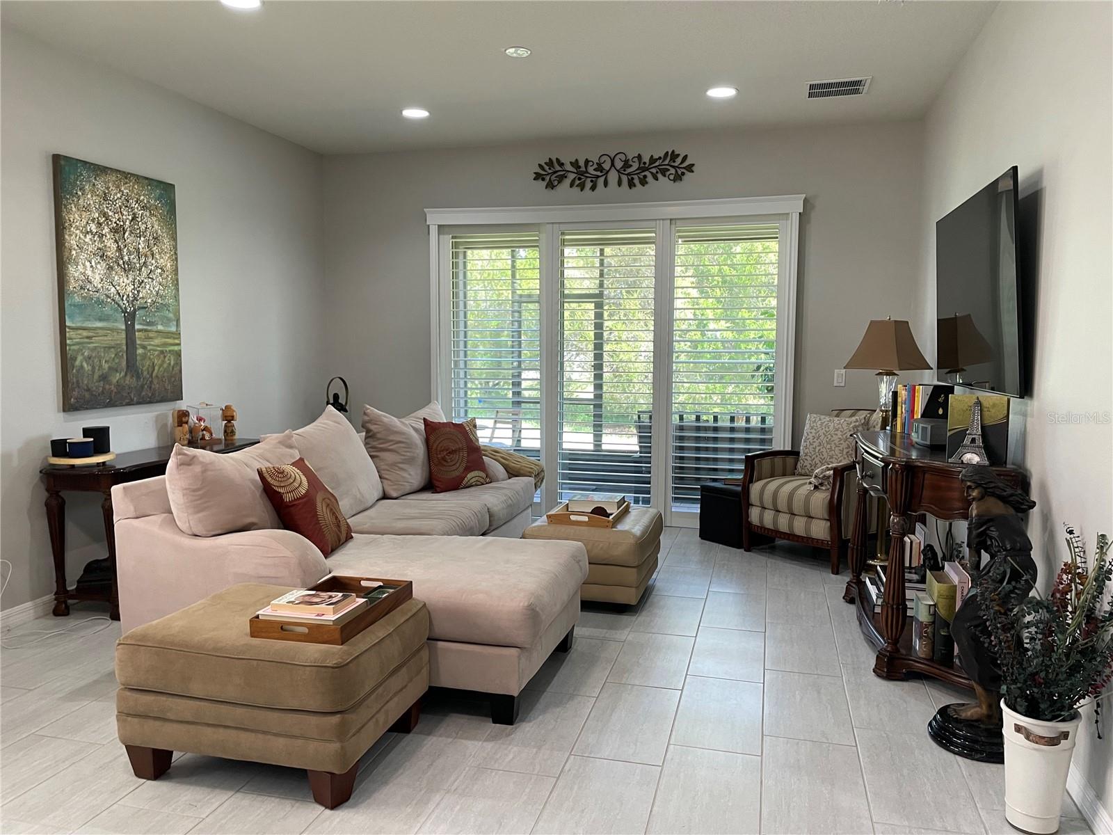 436 PONTEVEDRA RD, DAVENPORT, FL, 33837