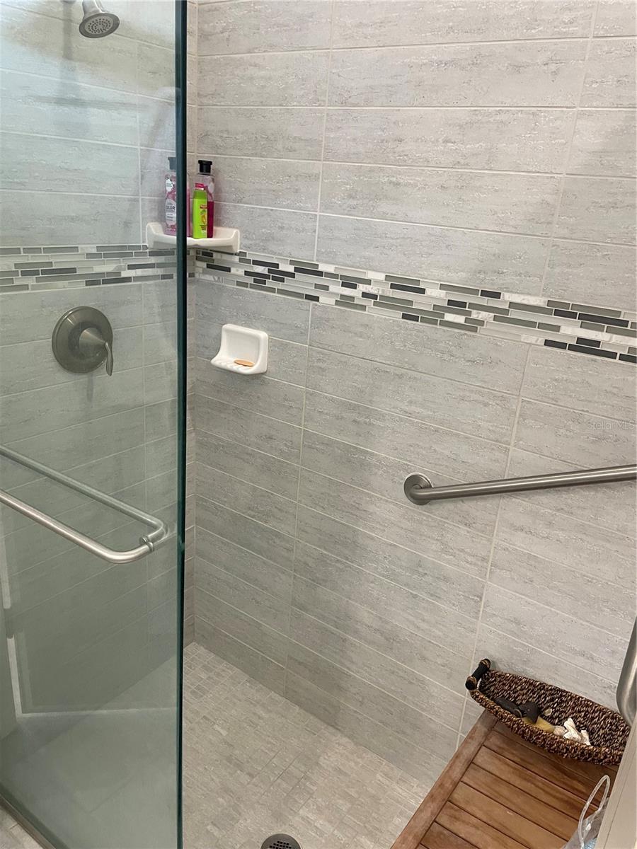 436 PONTEVEDRA RD, DAVENPORT, FL, 33837