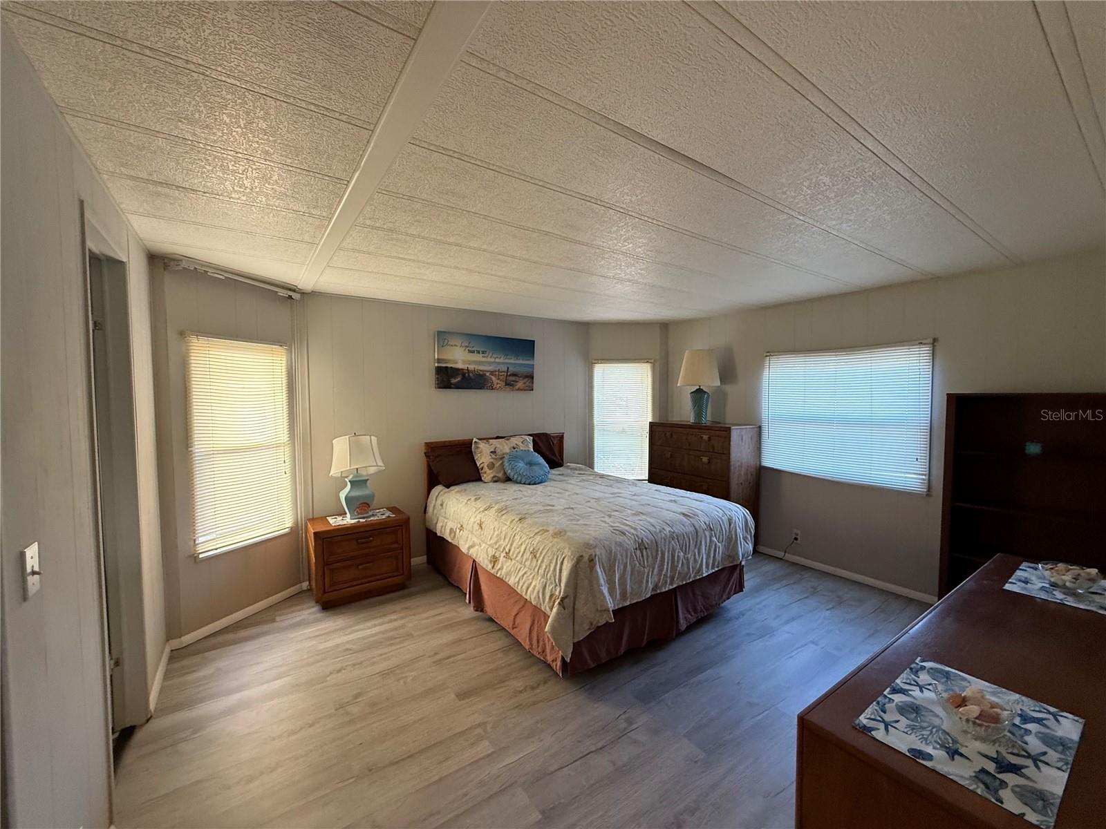 27 S BOBWHITE RD, WILDWOOD, FL, 34785