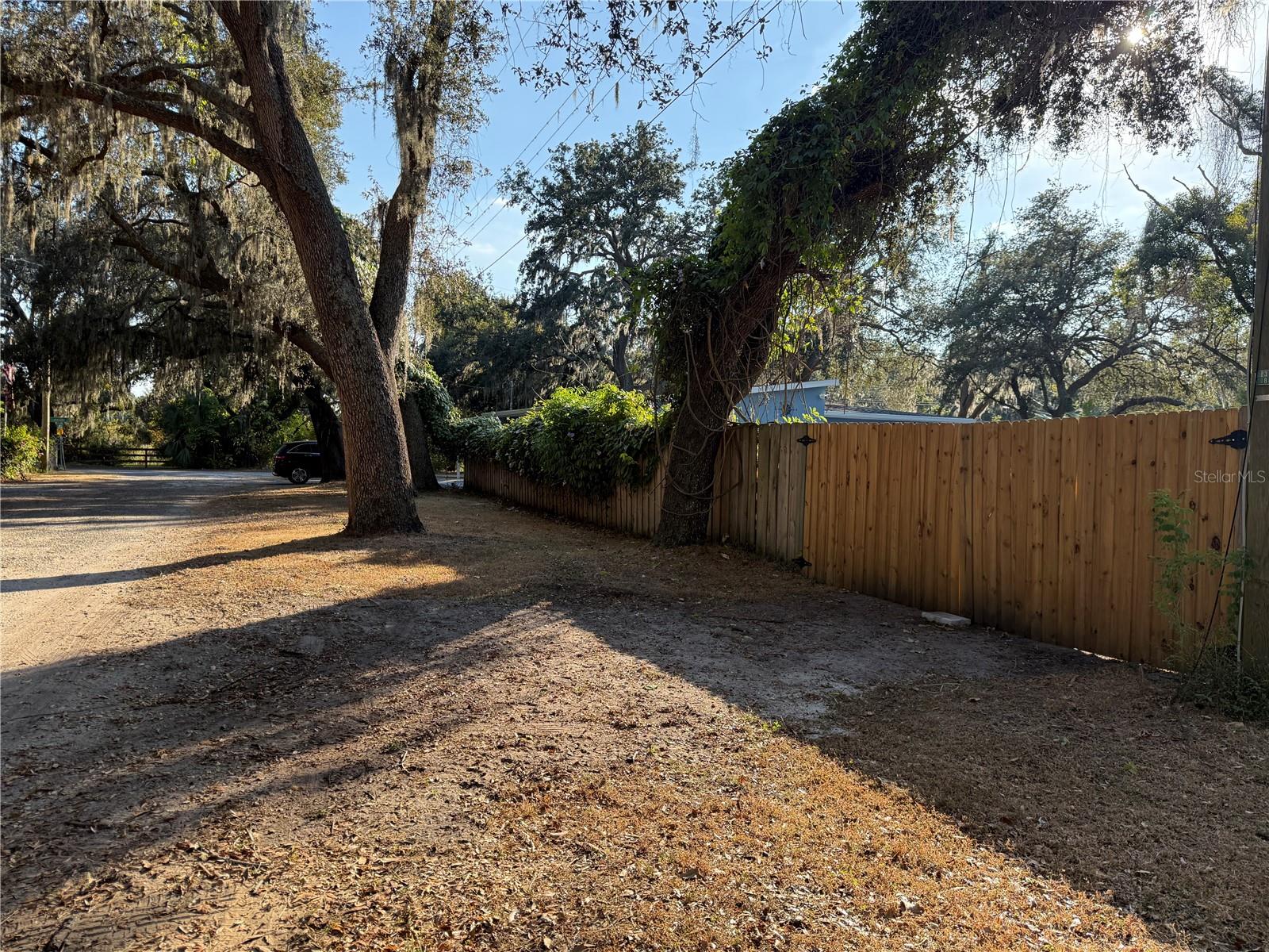 LAKESIDE DR, BRANDON, FL, 33510