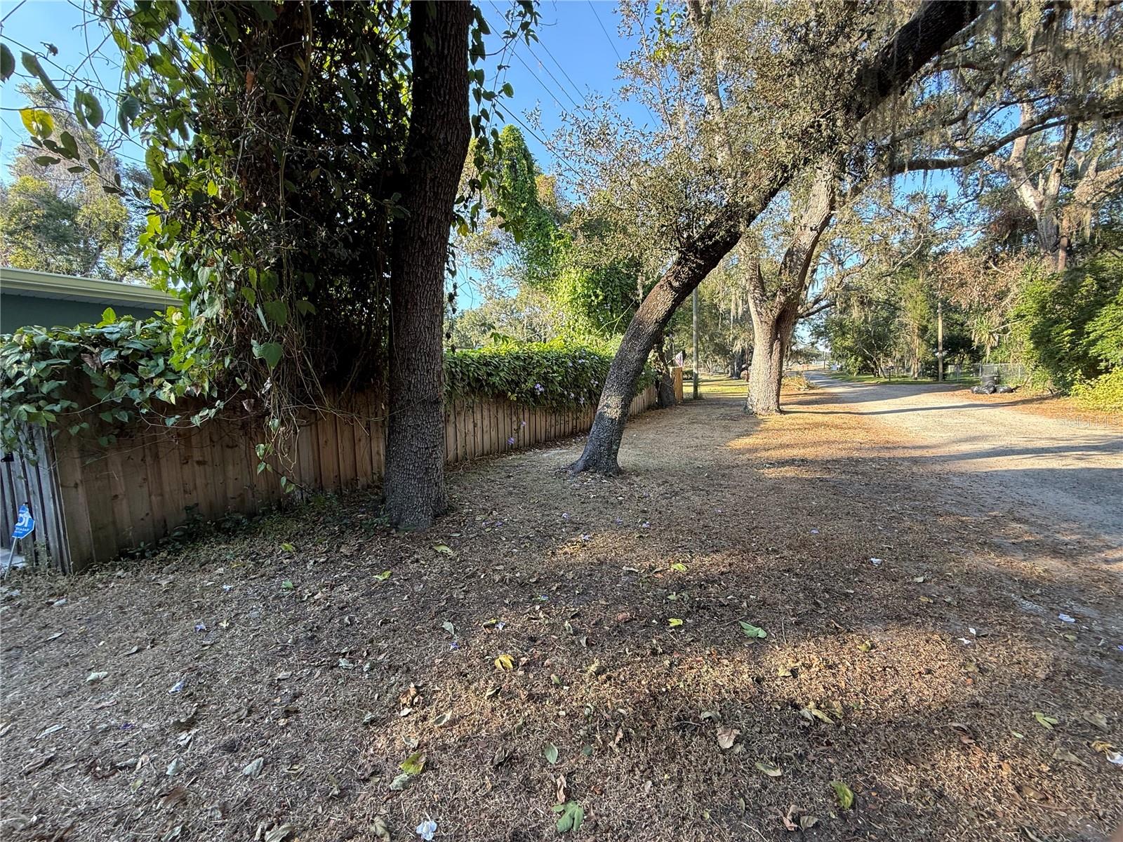 LAKESIDE DR, BRANDON, FL, 33510