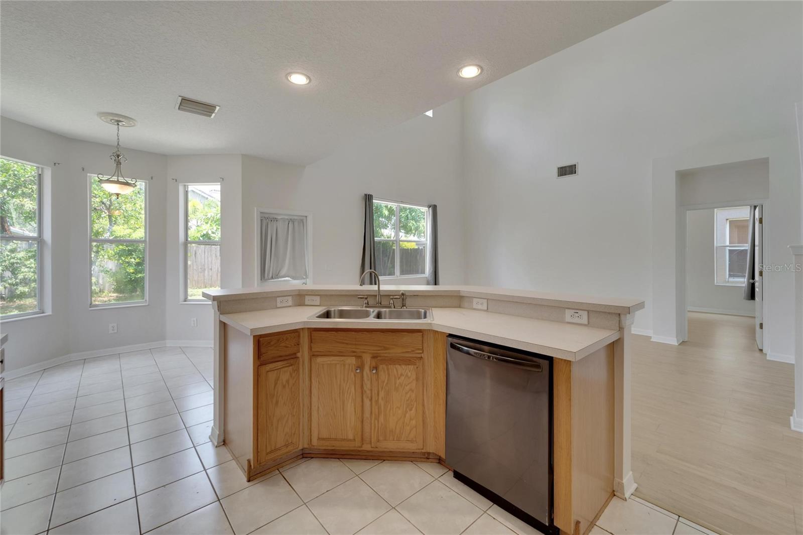 411 DURHAM SHORE CT, APOLLO BEACH, FL, 33572