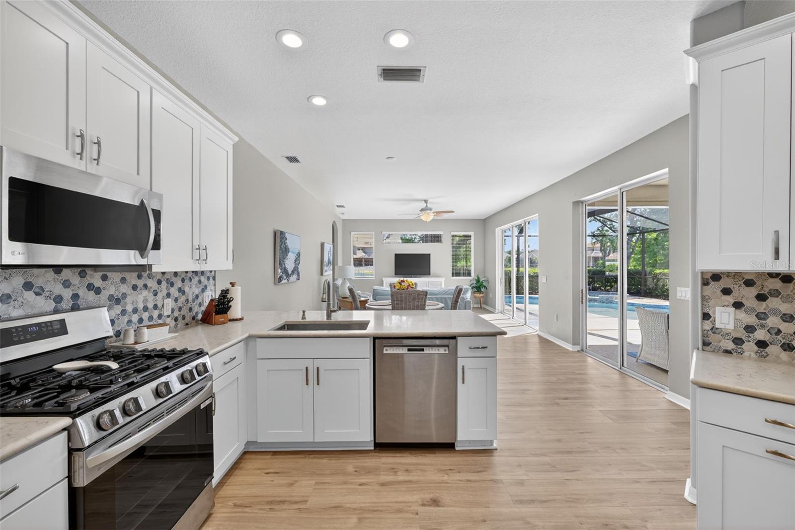 13332 PURPLE FINCH CIR, LAKEWOOD RANCH, FL, 34202