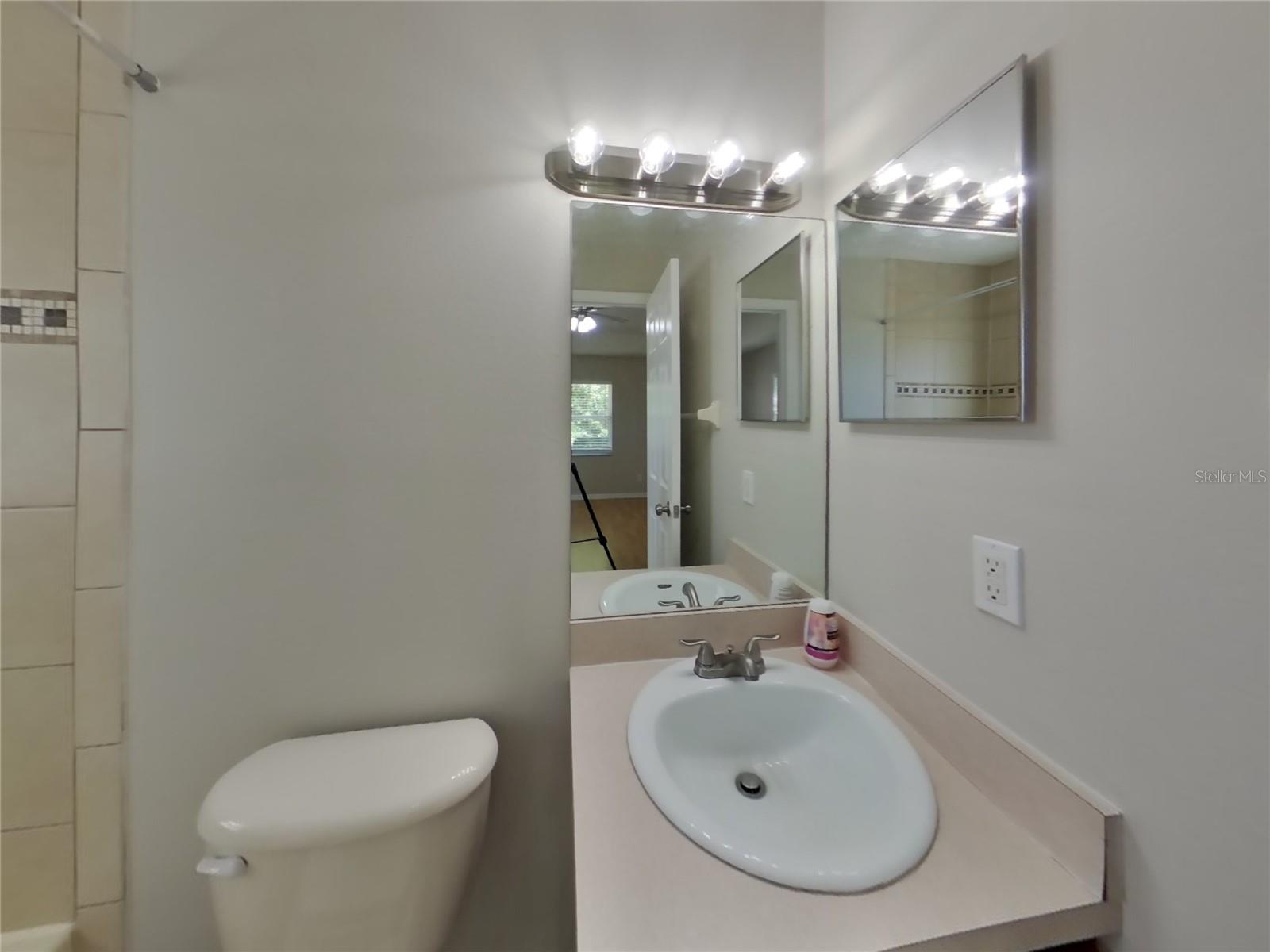 OAKBROOK ESTATES, KISSIMMEE, FL, 34744