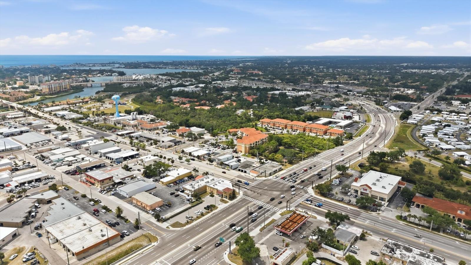 629 E VENICE AVE, VENICE, FL, 34285