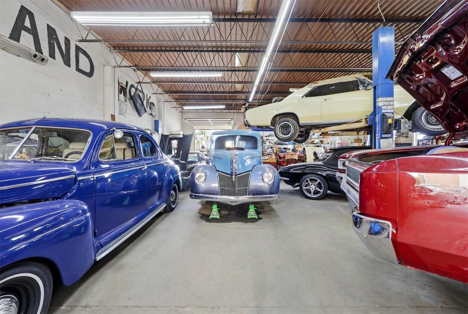 629 E VENICE AVE, VENICE, FL, 34285