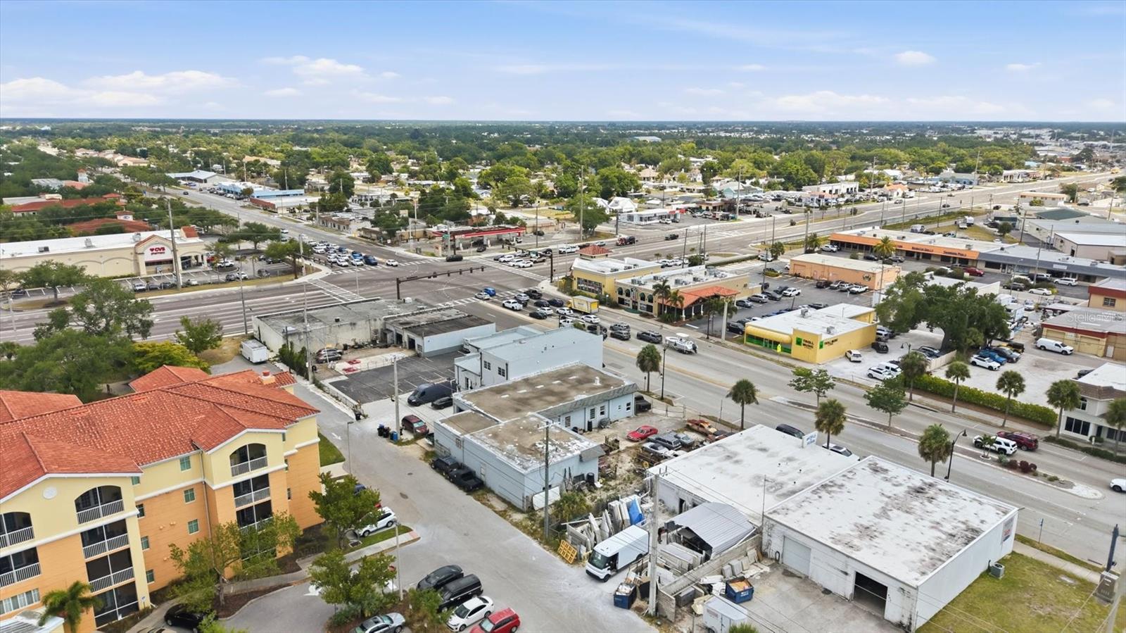 629 E VENICE AVE, VENICE, FL, 34285