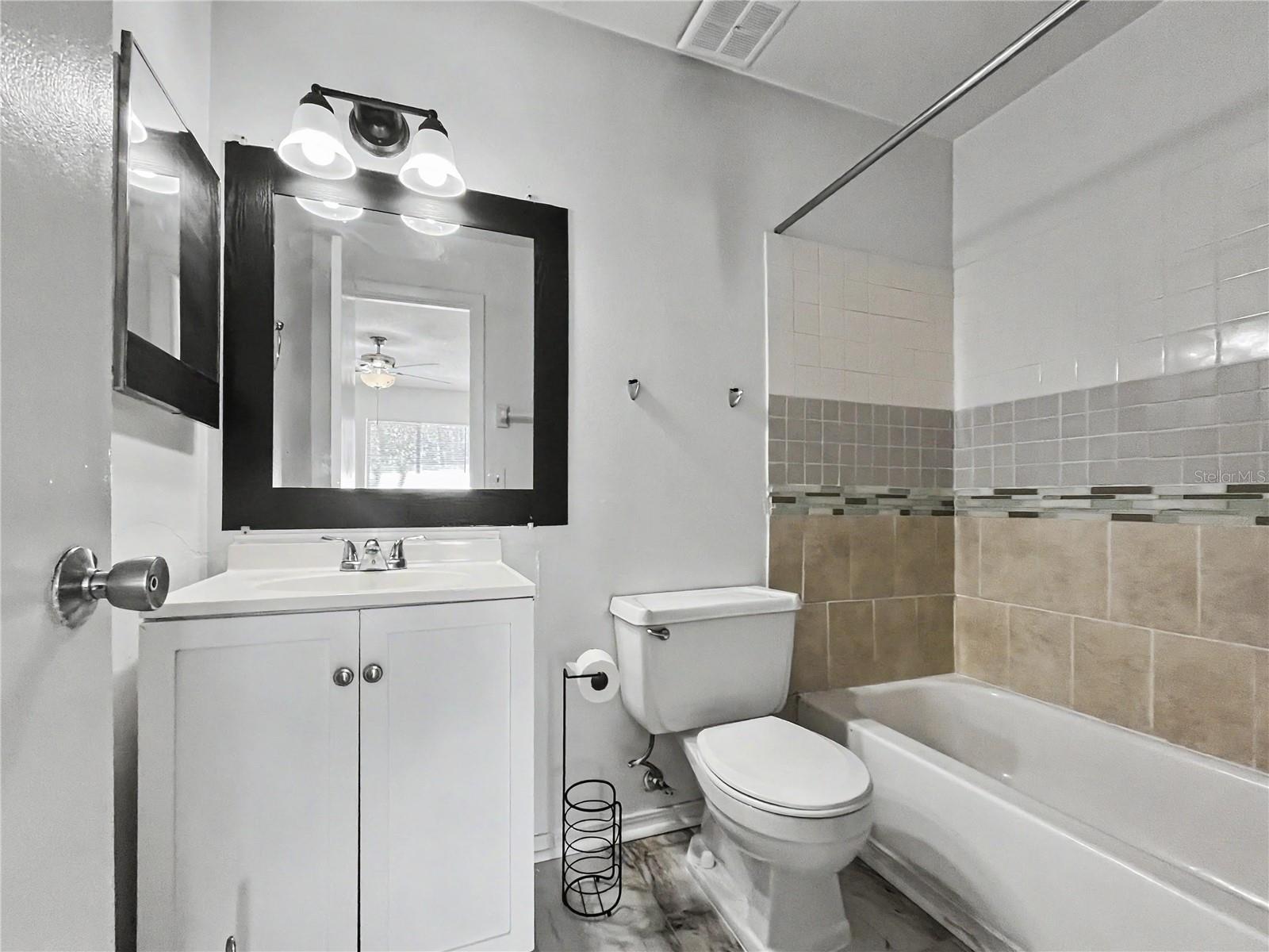 2752 HIDDEN LAKE BLVD #2752, SARASOTA, FL, 34237