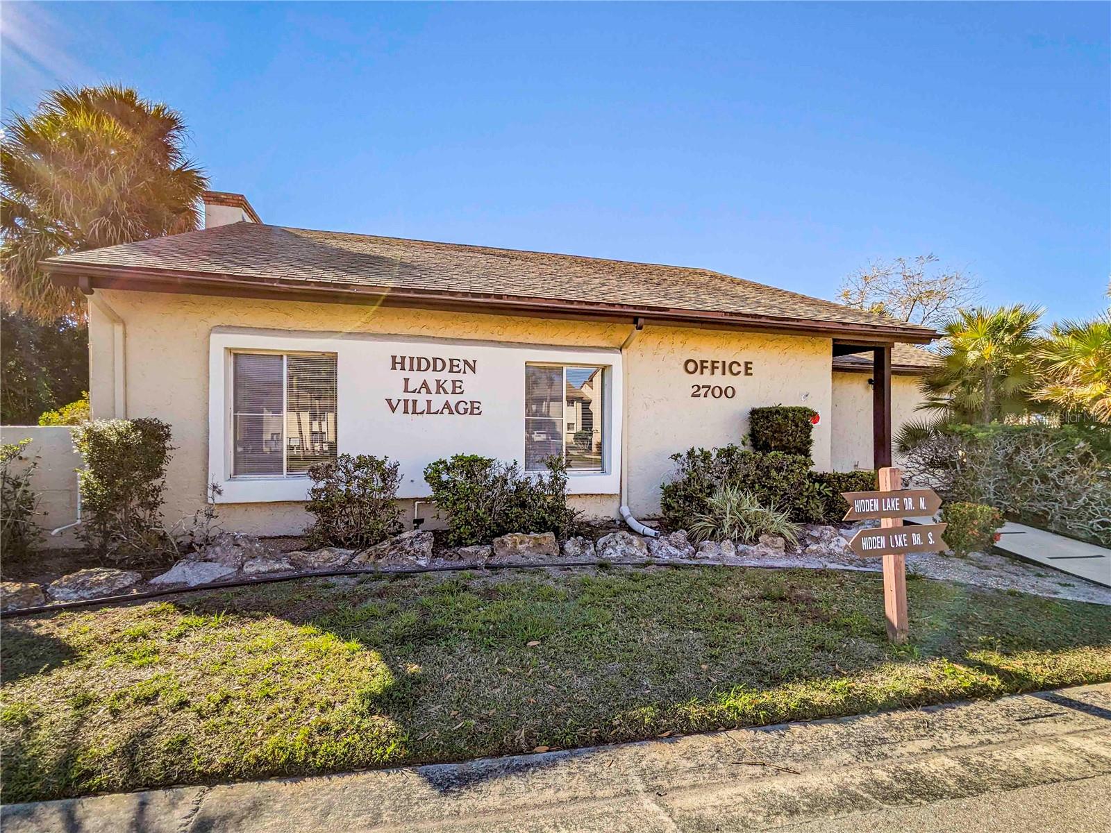 2752 HIDDEN LAKE BLVD #2752, SARASOTA, FL, 34237