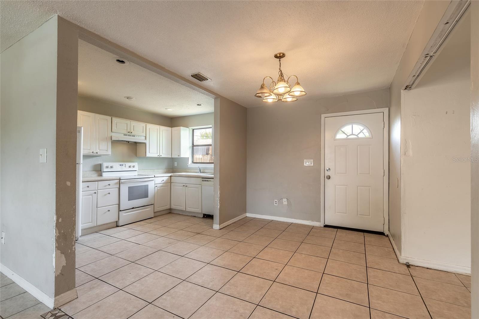 632 LPGA BLVD #B, DAYTONA BEACH, FL, 32117