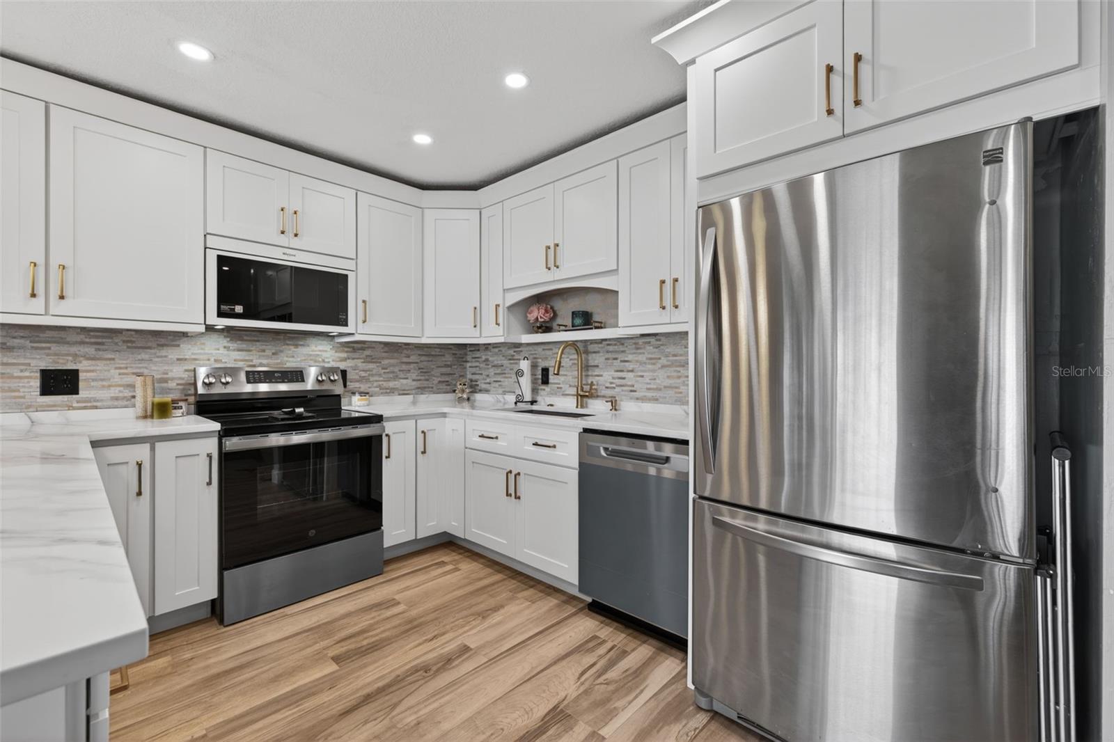 6537 CAPE HATTERAS WAY NE #1, ST PETERSBURG, FL, 33702