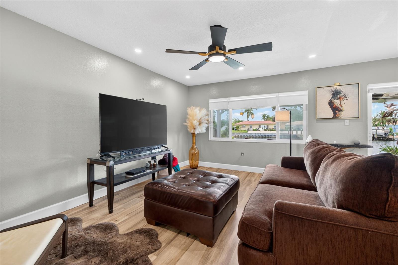 6537 CAPE HATTERAS WAY NE #1, ST PETERSBURG, FL, 33702