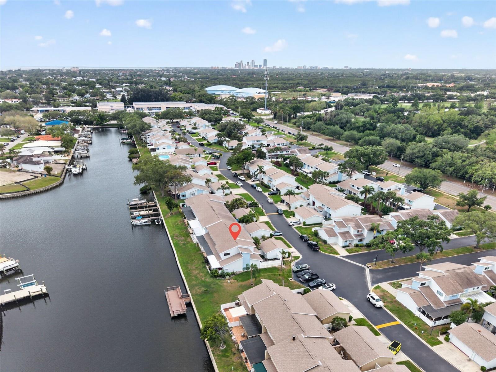 6537 CAPE HATTERAS WAY NE #1, ST PETERSBURG, FL, 33702