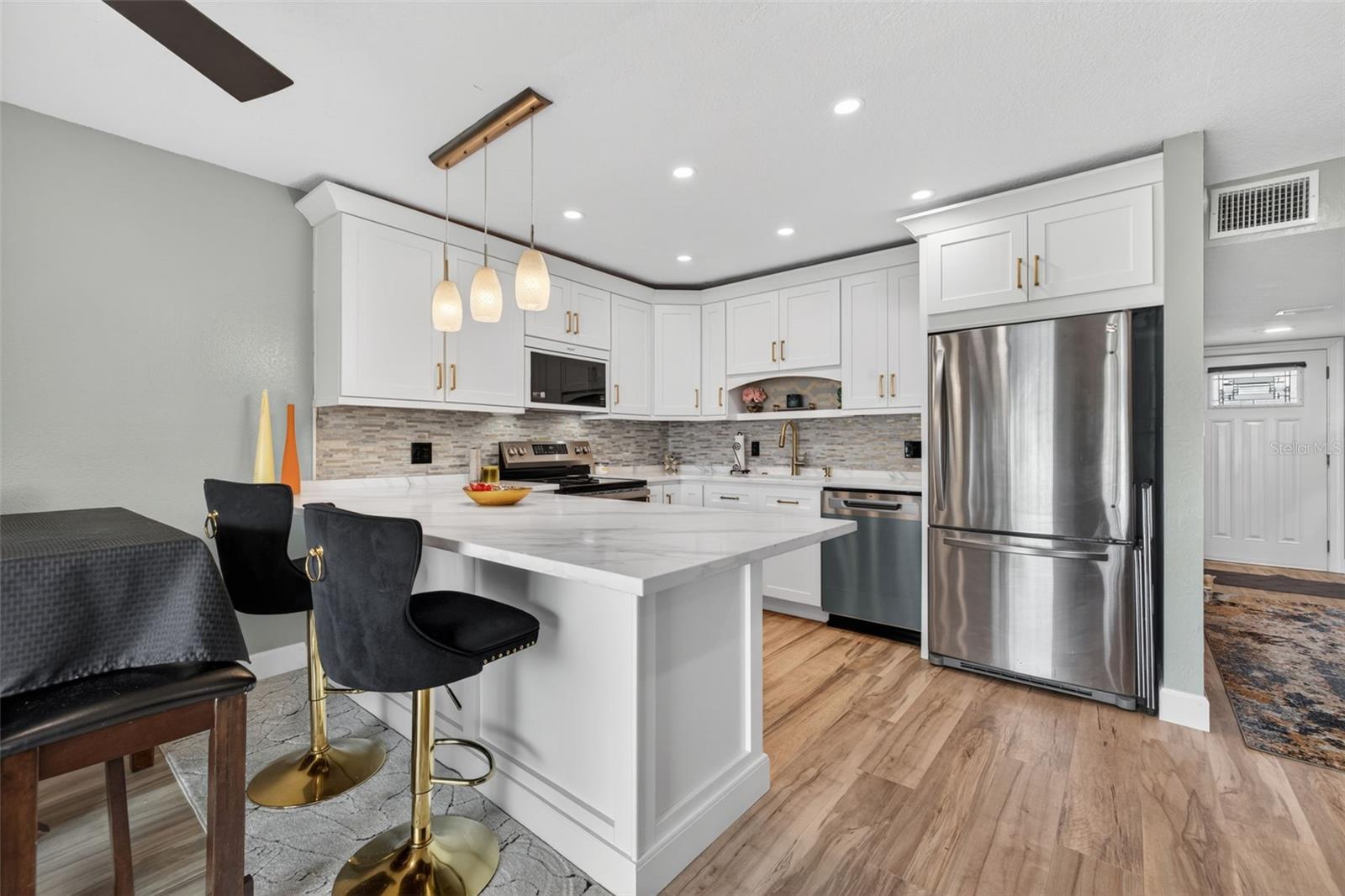 6537 CAPE HATTERAS WAY NE #1, ST PETERSBURG, FL, 33702