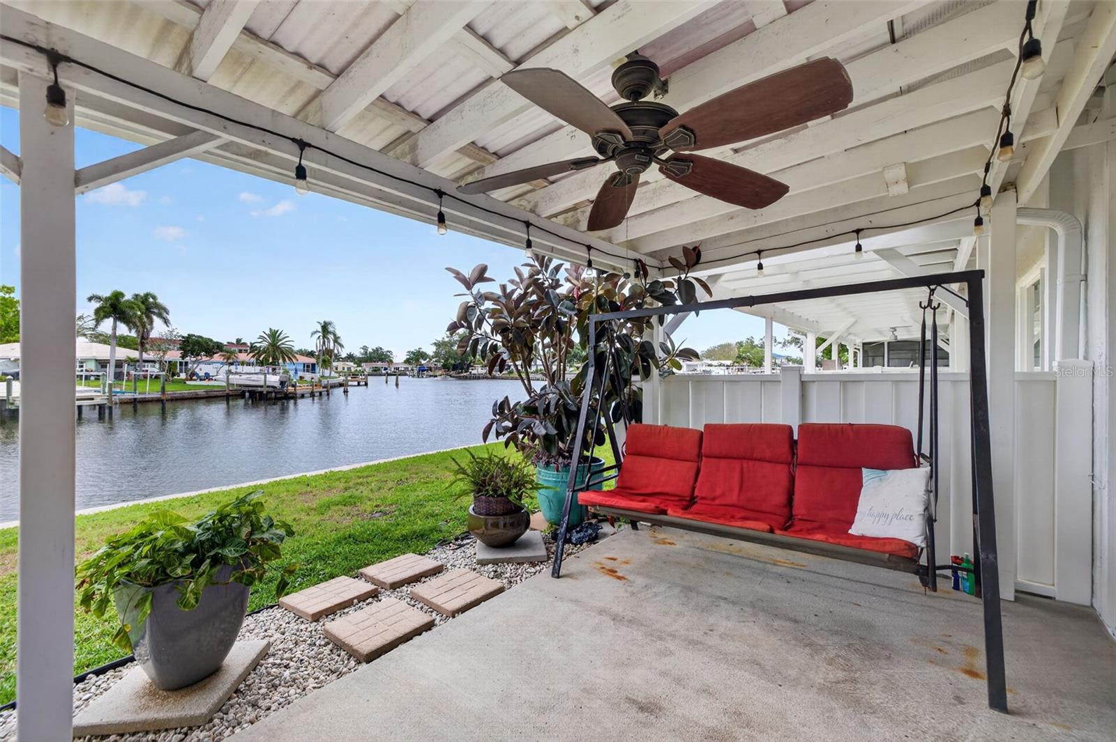 6537 CAPE HATTERAS WAY NE #1, ST PETERSBURG, FL, 33702