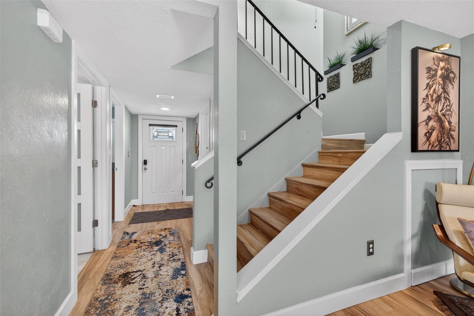 6537 CAPE HATTERAS WAY NE #1, ST PETERSBURG, FL, 33702