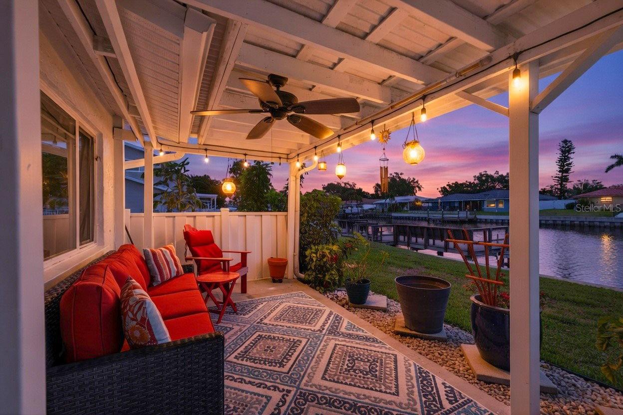 6537 CAPE HATTERAS WAY NE #1, ST PETERSBURG, FL, 33702